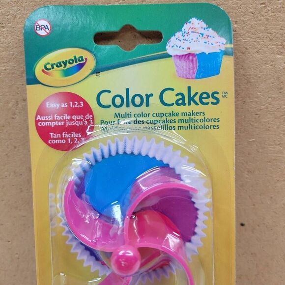 Crayola Color Cakes Cupcake Makers 2 Pack NIP - Picture 2 of 5